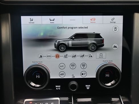 Used 2020 Land Rover Range Rover HSE image 20