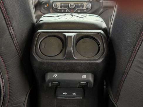 Used 2020 Jeep Gladiator Overland image 30