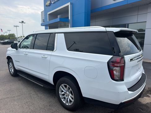 Used 2024 Chevrolet Suburban LT AWD/4WD image 6