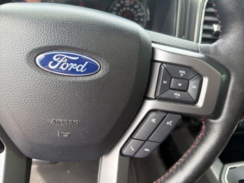 Certified 2019 Ford F150 Lariat w/ Equipment Group 502A Luxury AWD/4WD image 37
