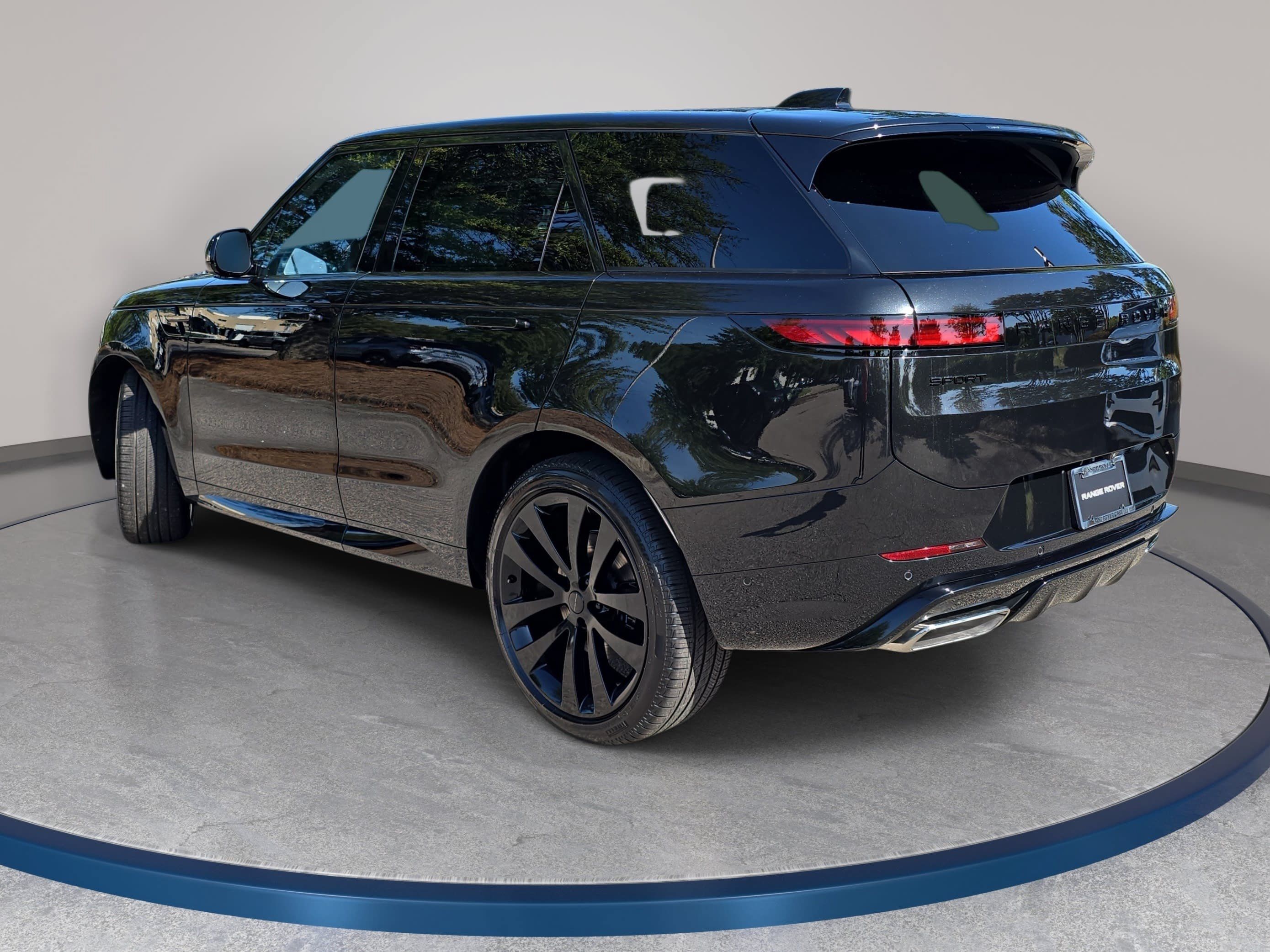 New 2027 Land Rover Range Rover Sport Dynamic SE AWD/4WD image 7