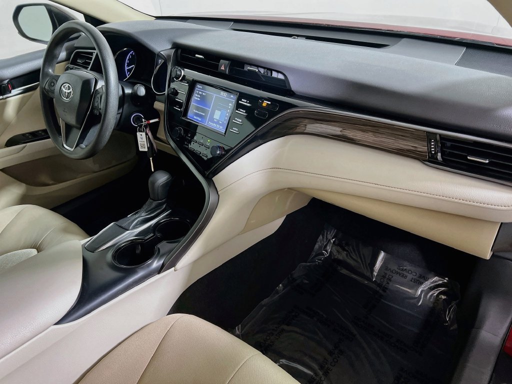 Certified 2019 Toyota Camry LE FWD image 25