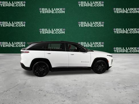 Used 2024 Jeep Wagoneer Launch Edition image 4