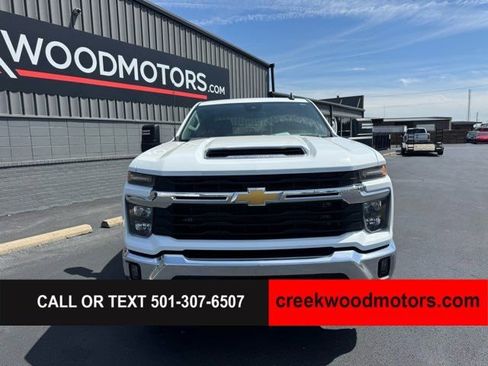 Used 2025 Chevrolet Silverado 2500 LT w/ Convenience Package AWD/4WD image 15