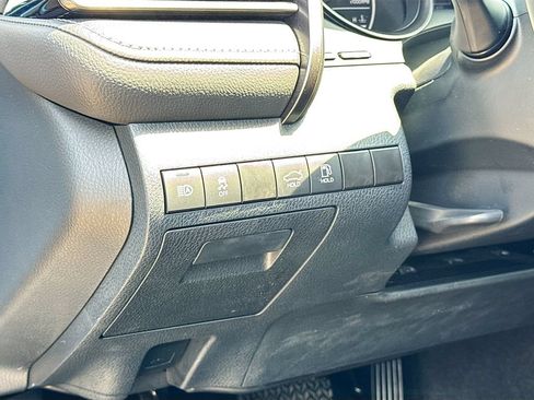 Used 2024 Toyota Camry SE w/ Convenience Package FWD image 10