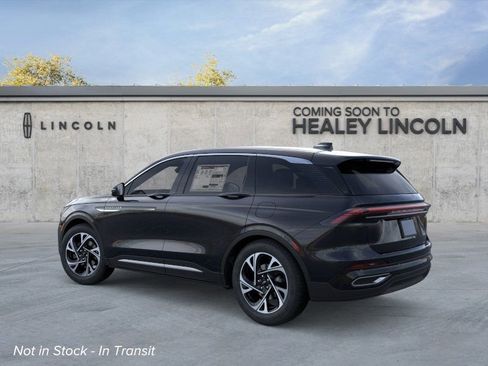 New 2026 Lincoln Nautilus Premier AWD/4WD image 4