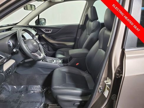 Used 2022 Subaru Forester Limited image 9