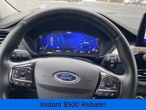 Used 2022 Ford Escape Titanium image 8