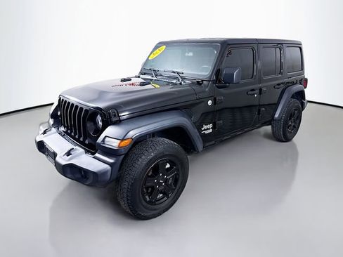 Used 2020 Jeep Wrangler Unlimited Sport S AWD/4WD image 3