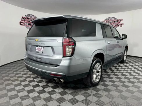 Used 2024 Chevrolet Suburban Premier AWD/4WD image 7