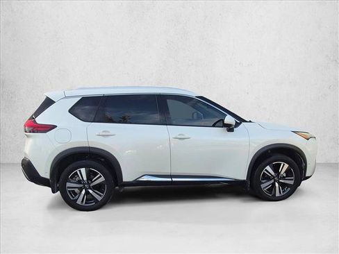 Used 2023 Nissan Rogue SL w/ SL Premium Package FWD image 4