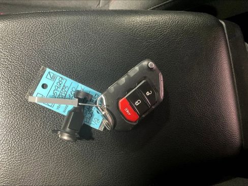 Used 2023 Jeep Wrangler Unlimited Rubicon w/ LED Lighting Group image 13