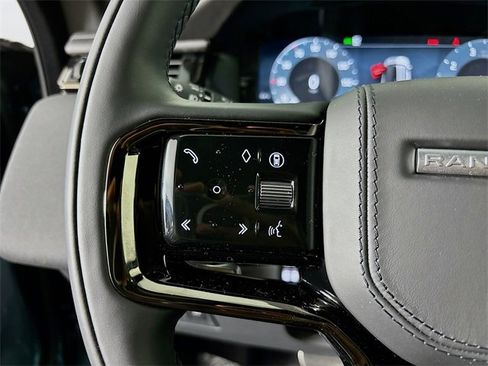 New 2026 Land Rover Range Rover Velar Dynamic SE image 10