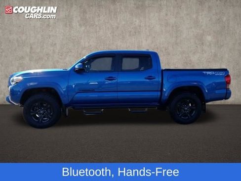 Used 2017 Toyota Tacoma TRD Sport w/ Premium & Technology Package image 5