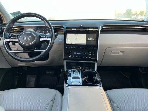 Used 2022 Hyundai Tucson Limited FWD image 15