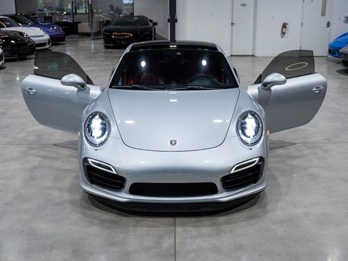 Used 2014 Porsche 911 Turbo S AWD/4WD image 36