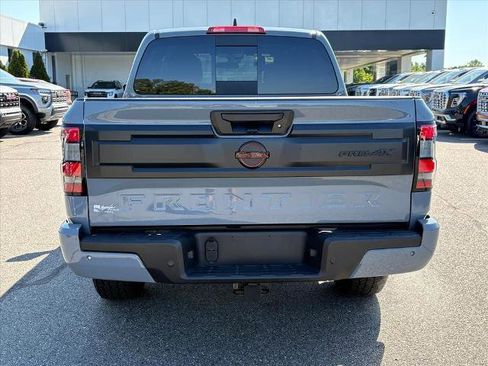 Used 2025 Nissan Frontier PRO-4X w/ Pro Convenience Package AWD/4WD image 4