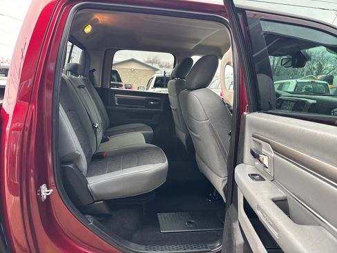 Used 2018 RAM 1500 Big Horn image 32