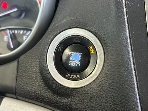 Used 2015 Dodge Journey American Value Package w/ Flexible Seating Group FWD image 21