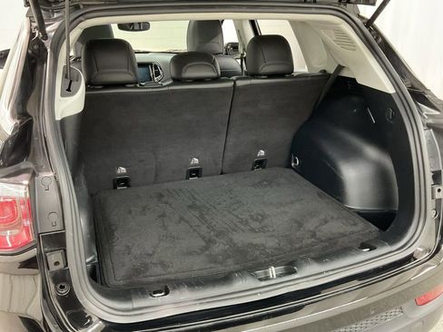 Used 2018 Jeep Compass Limited w/ Navigation Group image 24