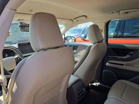 Used 2023 Lincoln Corsair FWD image 10