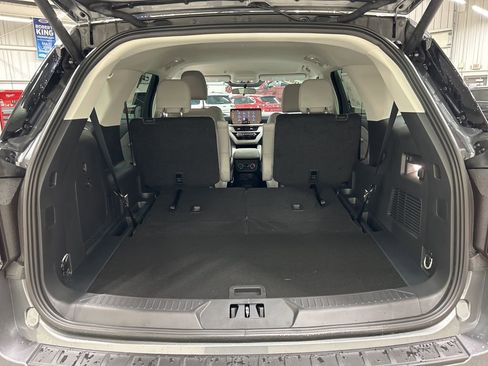 New 2026 Ford Explorer Active image 30