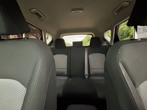 Used 2021 Kia Soul LX FWD image 19