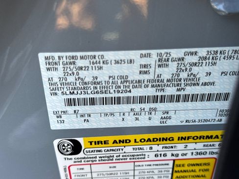 Used 2025 Lincoln Navigator L Reserve AWD/4WD image 44
