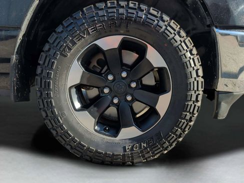 Used 2019 RAM 1500 Big Horn image 36