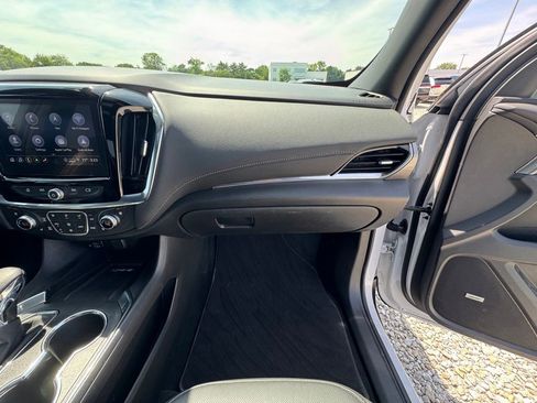 Used 2023 Chevrolet Traverse Premier w/ Redline Edition AWD/4WD image 29