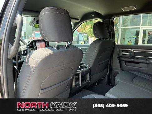 New 2026 RAM 3500 Big Horn AWD/4WD image 15