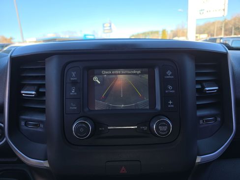 Used 2019 RAM 2500 Big Horn image 24