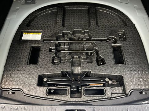 Used 2024 Toyota Camry XSE image 31