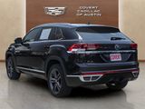 Used 2021 Volkswagen Atlas Cross Sport SE w/ Panoramic Sunroof Package image 3