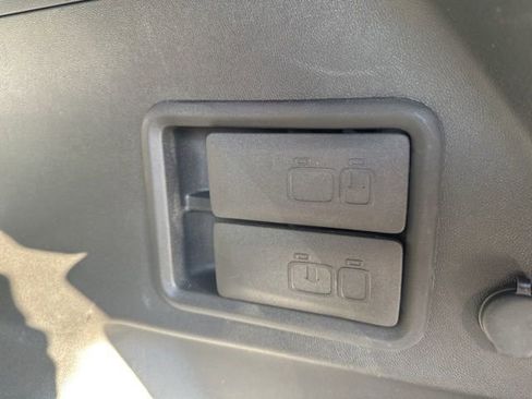 Used 2022 Chevrolet Equinox Premier AWD/4WD image 62