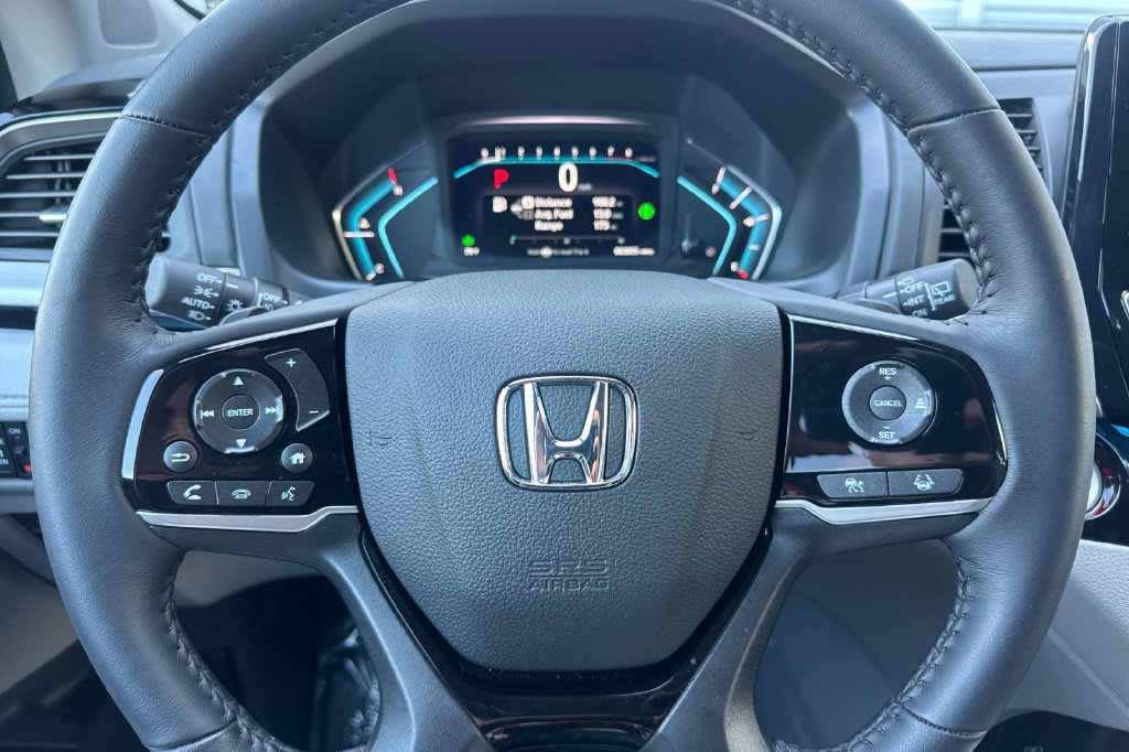 Used 2023 Honda Odyssey Touring image 23