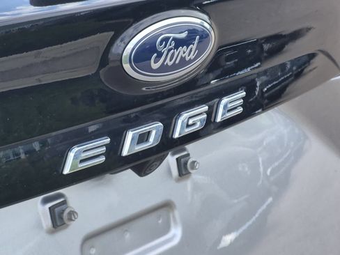 Used 2023 Ford Edge SEL w/ Convenience Package AWD/4WD image 13