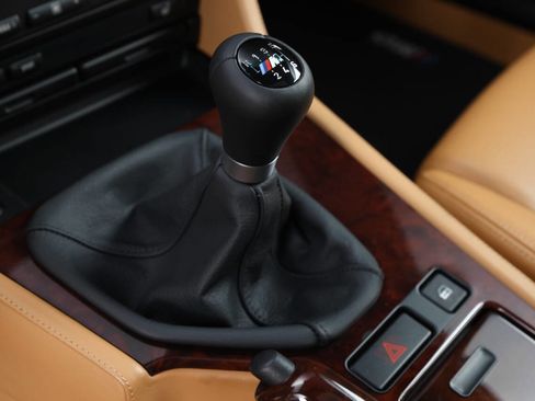 Used 2002 BMW M5 image 83