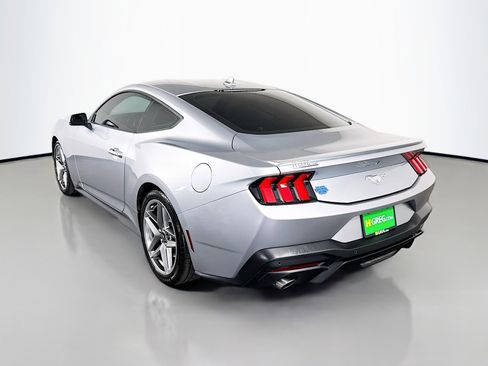 Used 2024 Ford Mustang Premium image 7