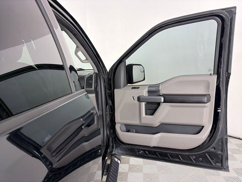 Used 2018 Ford F150 XLT w/ Equipment Group 301A Mid image 29