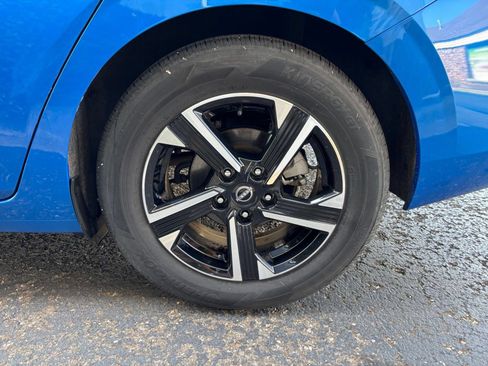 Used 2025 Nissan Sentra SV FWD image 23