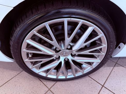 Used 2017 Lexus IS 200t RWD image 15