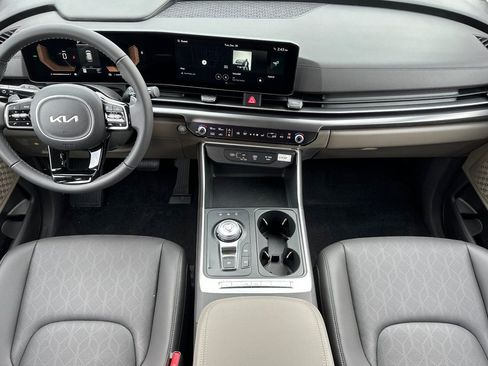 New 2026 Kia Carnival LXS image 13