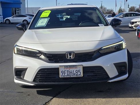 Used 2023 Honda Civic Sport image 2