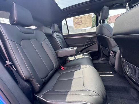 New 2025 Jeep Wagoneer S Limited AWD/4WD image 21