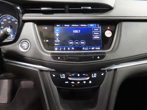 Used 2025 Cadillac XT5 Premium Luxury image 26