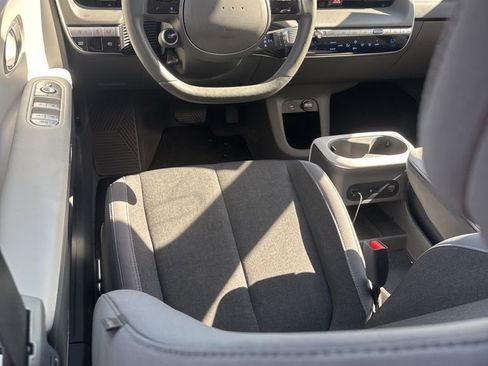 Used 2024 Hyundai Ioniq 5 SEL image 8