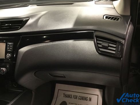 Used 2018 Nissan Rogue Sport SL w/ SL Premium Package AWD/4WD image 36
