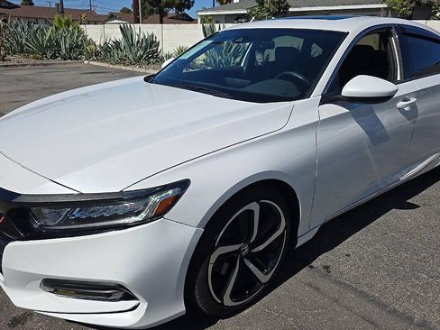 Used 2019 Honda Accord Sport image 4