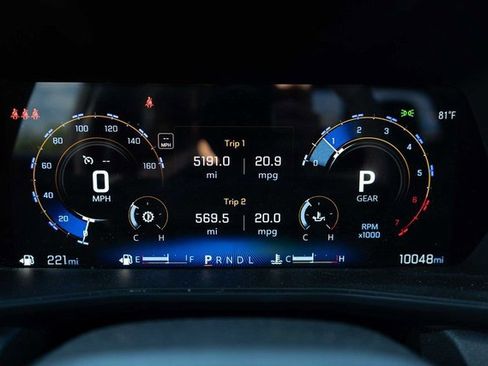 Used 2025 Chevrolet Colorado W/T image 25